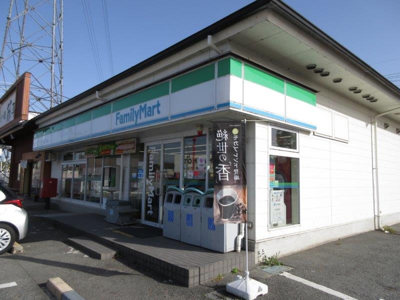 コンビニ　ファミリーマート 三木インター店（コンビニ）まで664m
