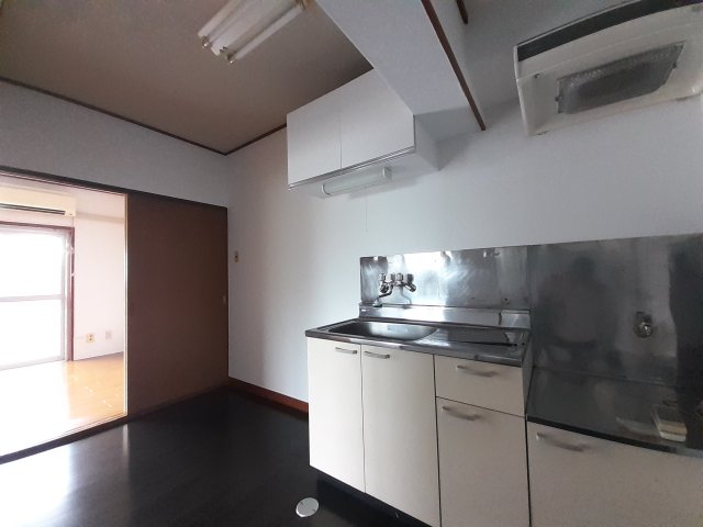 ちひろマンションの居間写真