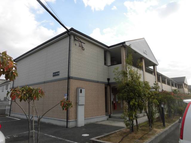 フジパレス式内町III番館の外観写真