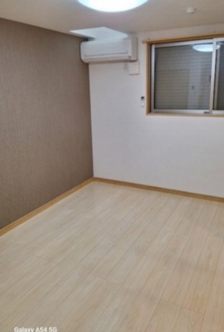 ロンディネ鷺ノ宮の居間写真