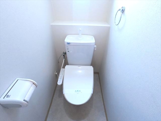 阪神本線 住吉駅 徒歩6分 3階建 築31年のトイレ写真