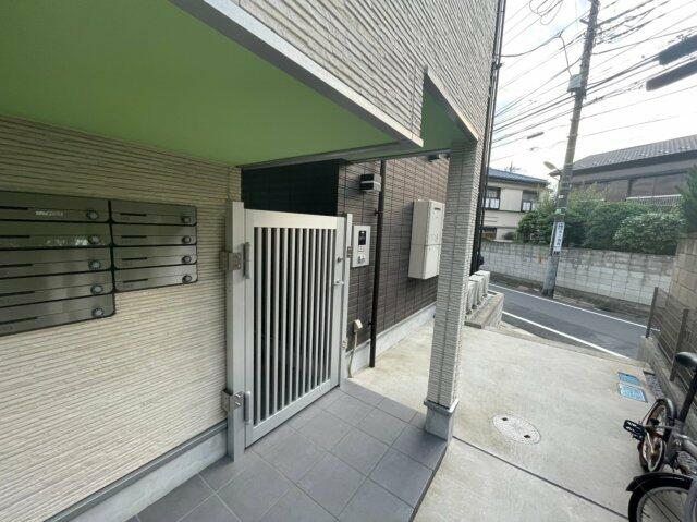 東京メトロ副都心線 氷川台駅 徒歩5分 3階建 築9年の外観写真