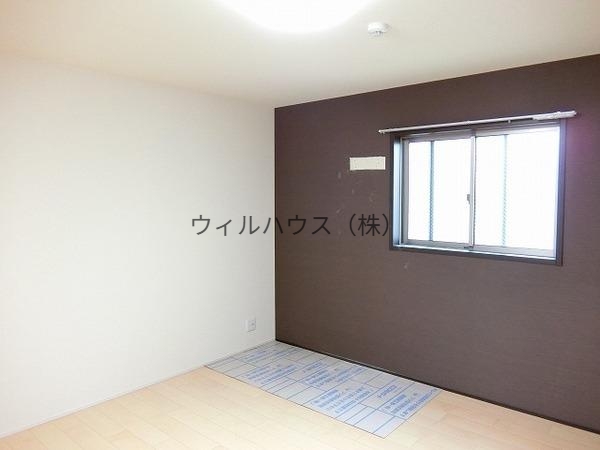 居室・リビング　洋室広々！