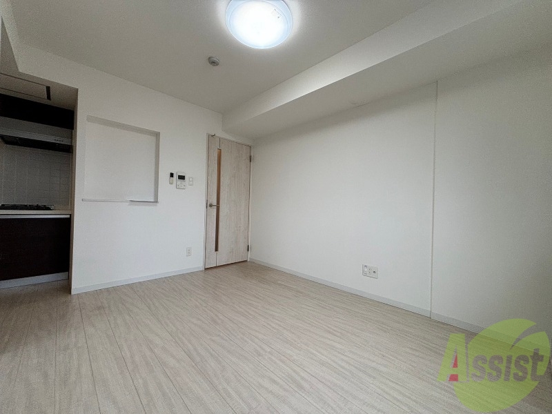 居室・リビング　広くてキレイなお部屋が広がっていて、充実した生活が送れそう。