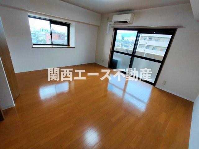 ジュネス花園の居間写真