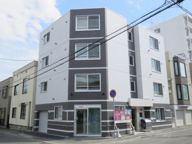 建物外観　☆物件名【Ｌａ・Ｖｉｔａ南郷】とお伝えください！
