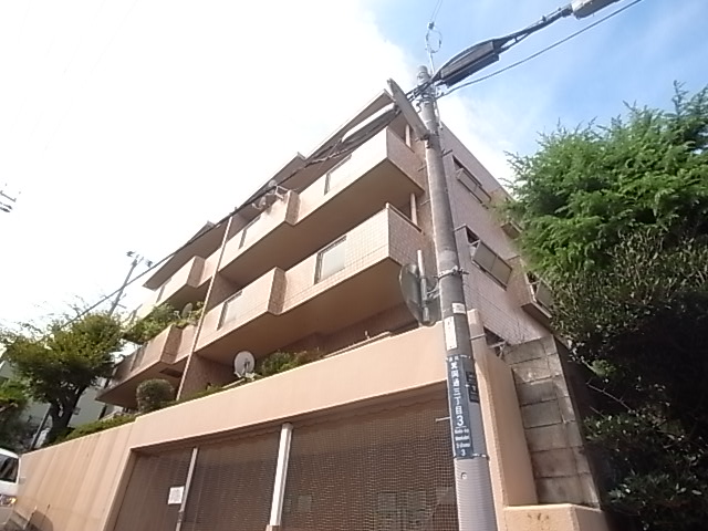 神戸市灘区箕岡通のマンションの建物外観