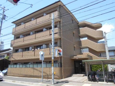 名古屋市昭和区広路本町のマンションの建物外観