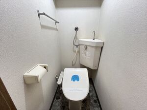 【フォレスト裏参道のトイレ】