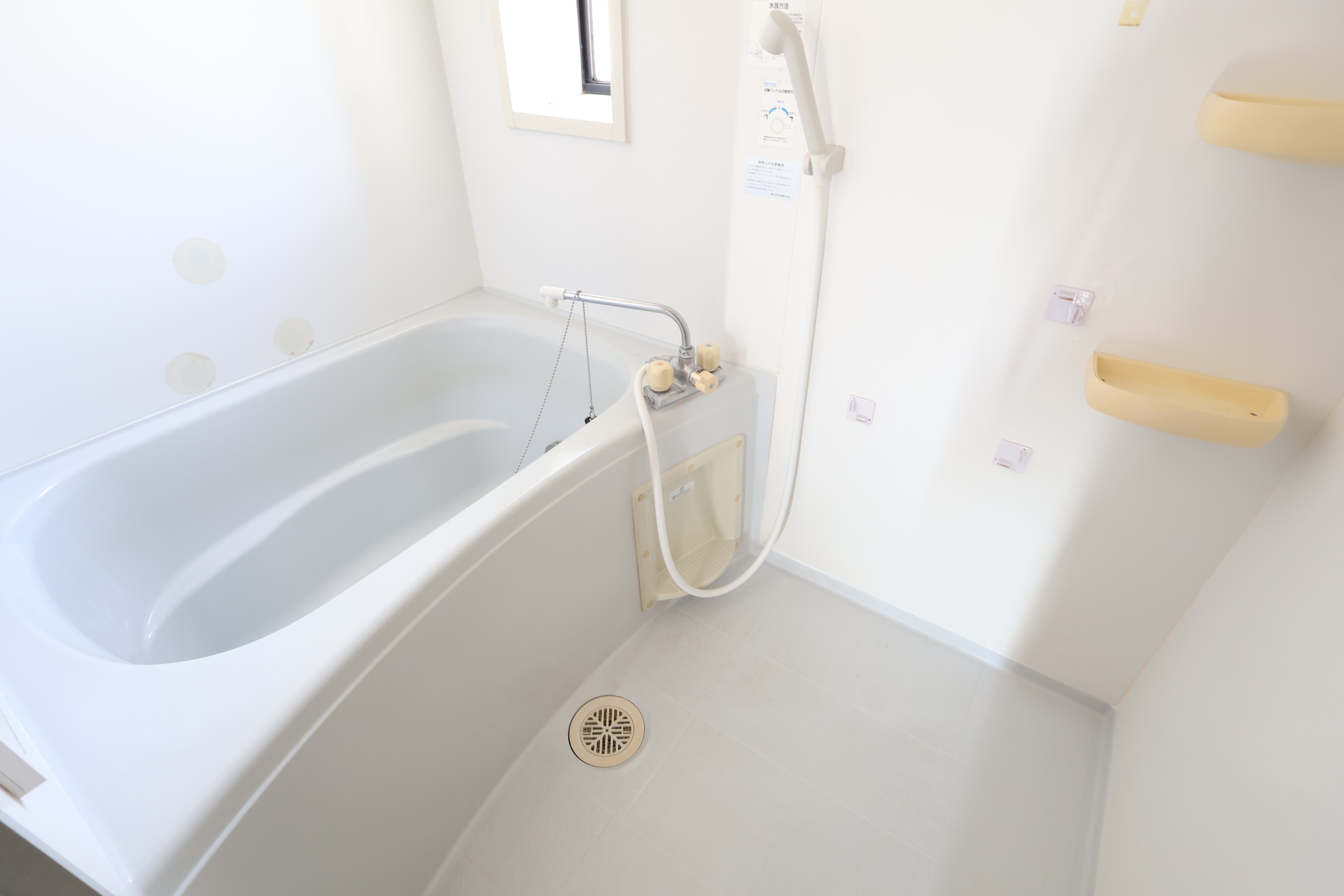 バス・シャワールーム　追焚給湯機能付き