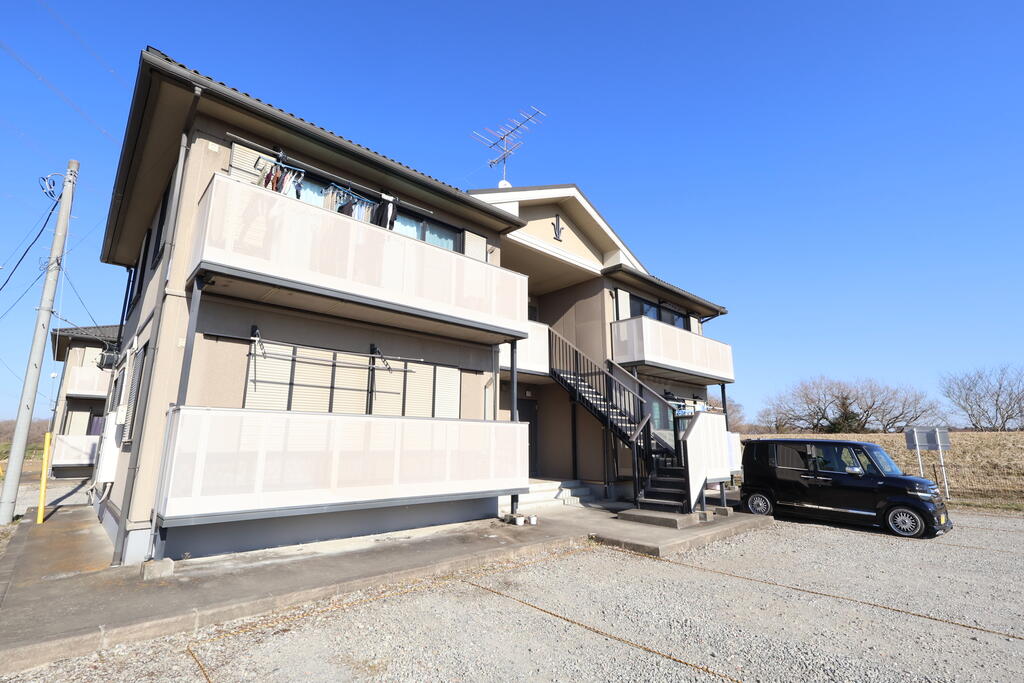 建物外観　2階角部屋3DK