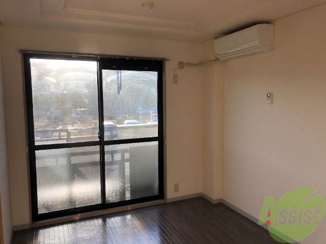 居室・リビング　広くてキレイなお部屋が広がっていて、充実した生活が送れそう。