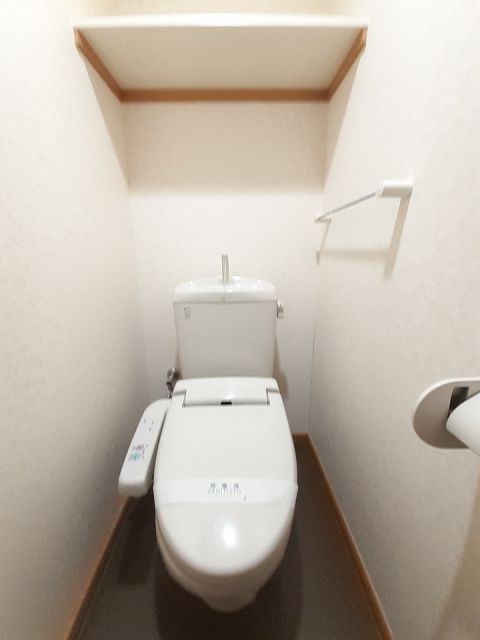 【セゾン　スワンのトイレ】
