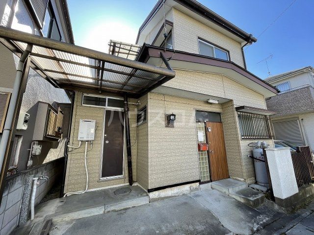 幸手市戸建　３の建物外観