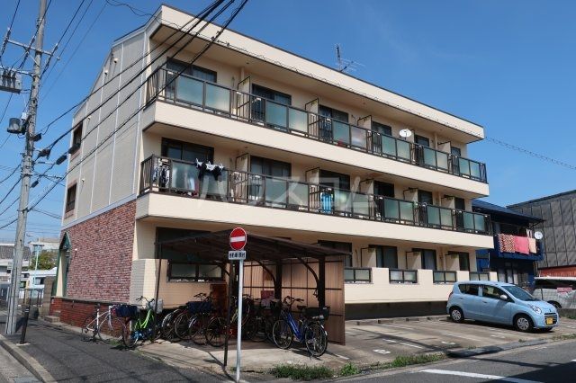 名古屋市南区堤町のマンションの建物外観