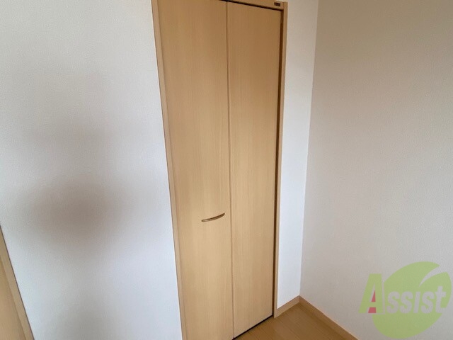 収納　収納は二つございます！どちらに何をしまいましょうか。