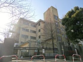 【松戸市日暮のマンションの小学校】