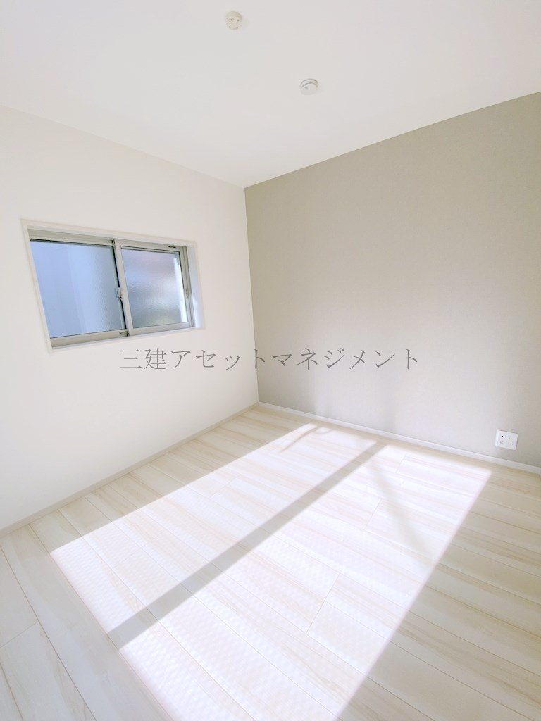 MELDIA梅ヶ丘の居間写真