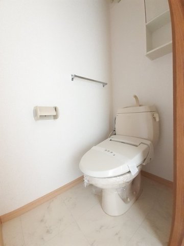 トイレ　トイレもきれいです