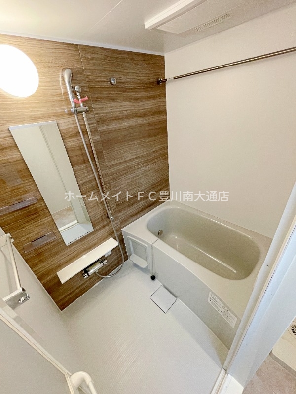 バス・シャワールーム　同型完成モデル