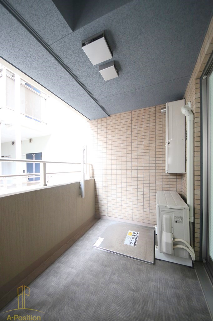 バルコニー　レオンコンフォート本町東III