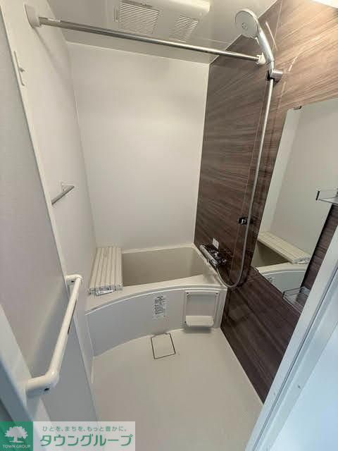 バス・シャワールーム　別号室イメージ写真