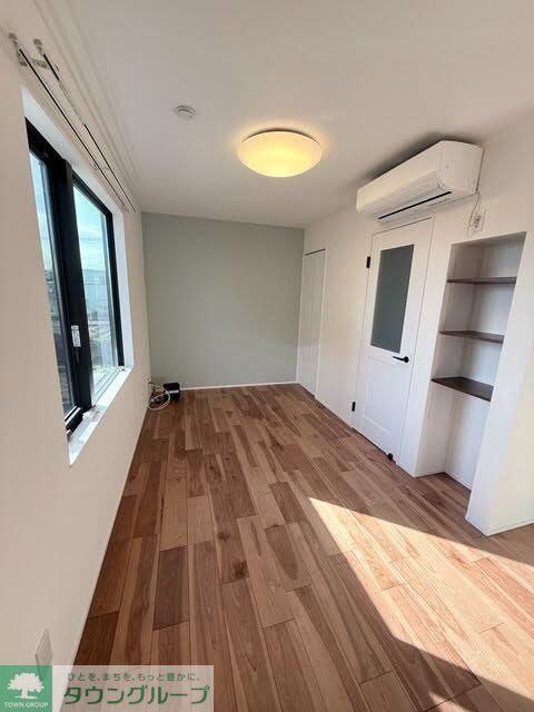 居室・リビング　別号室イメージ写真