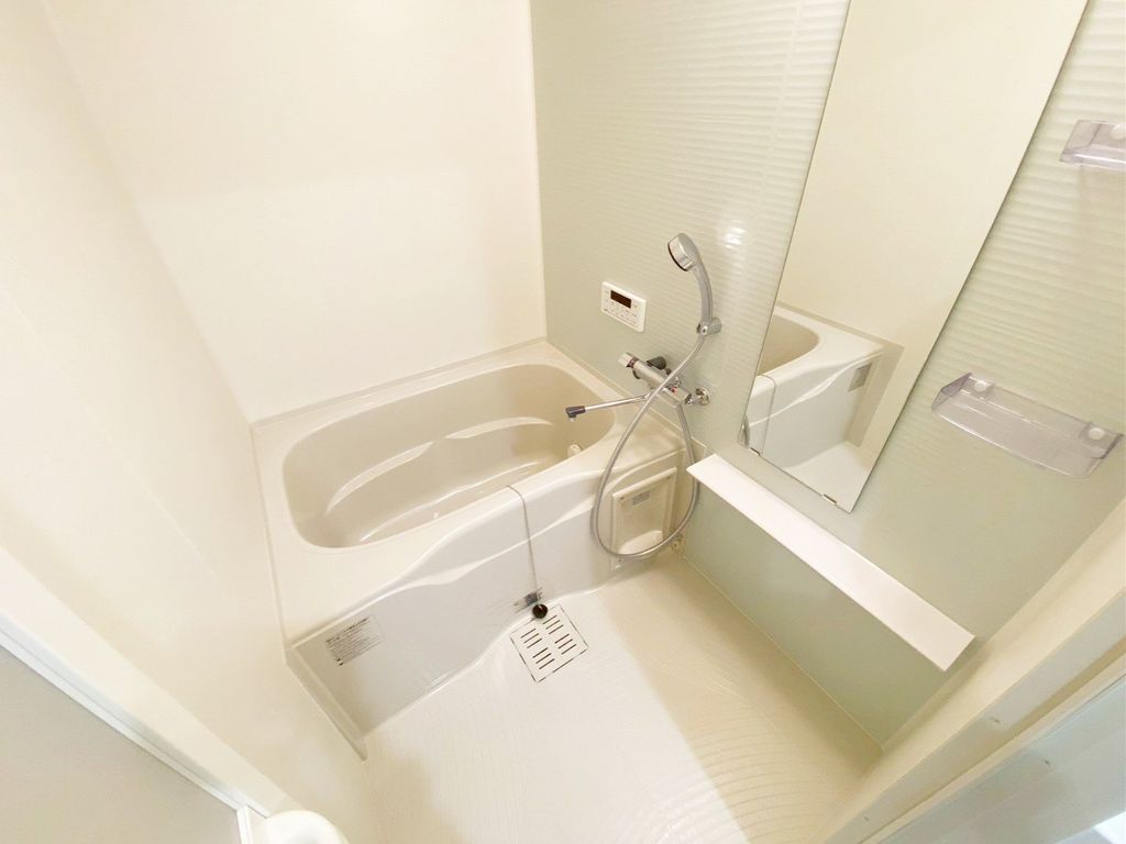 バス・シャワールーム　バス