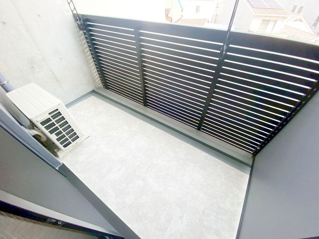 バルコニー　バルコニー