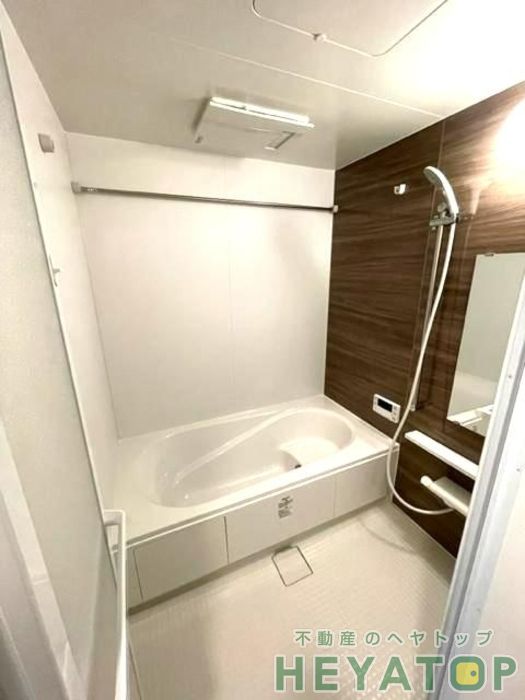 バス・シャワールーム　追焚き・浴室乾燥機付きお風呂