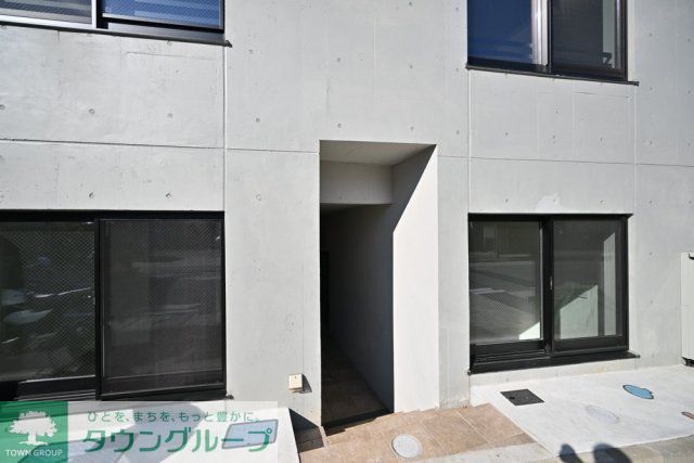 エントランス　部屋探しは株式会社　タウンハウジング　までお気軽にお問合せ…