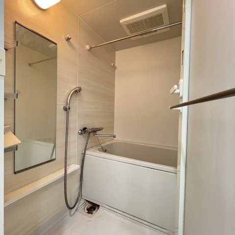 バス・シャワールーム　同仕様タイプです