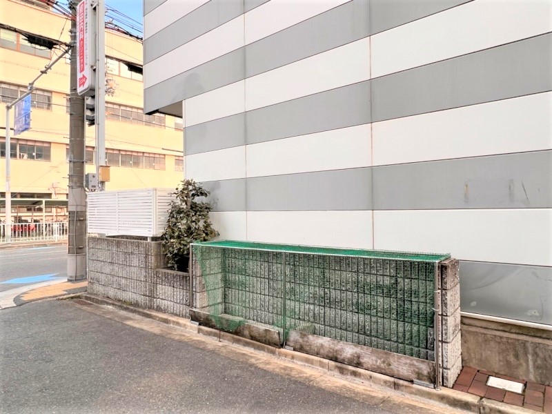 その他　ゴミは物件の敷地内にお出しいただけます。