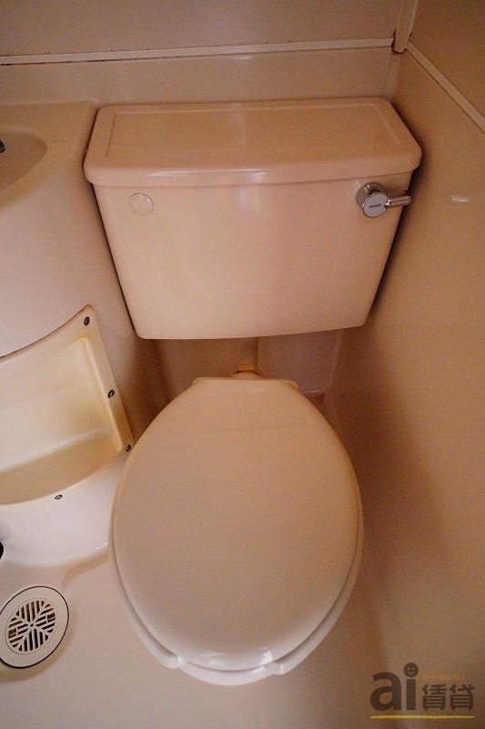 トイレ　※同仕様写真です