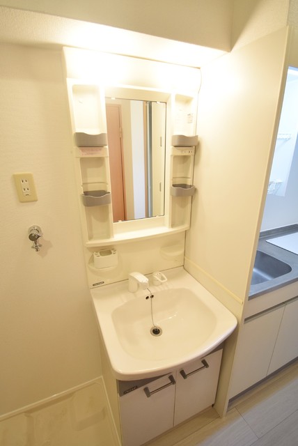 洗面設備　同タイプの別部屋のお写真です。ご参考までに御覧ください。