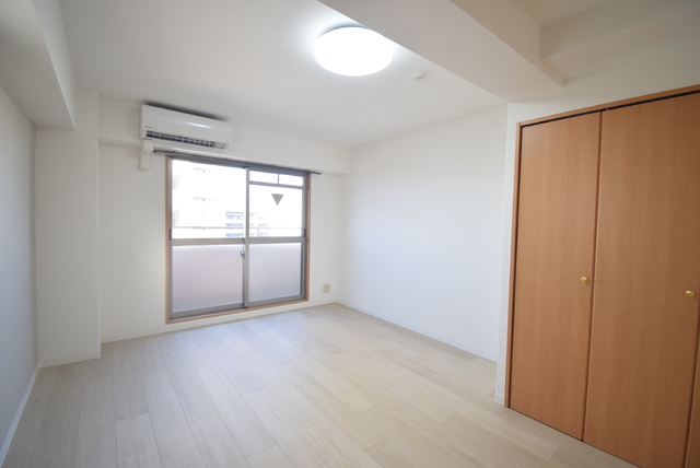 居室・リビング　同タイプの別部屋のお写真です。ご参考までに御覧ください。