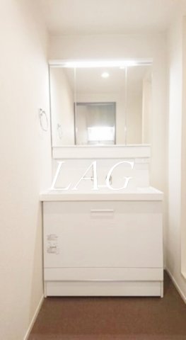 洗面設備　独立洗面台です。