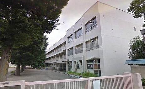 小学校　調布市立第三小学校（小学校）まで412m