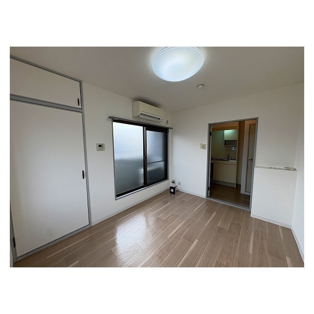 居室・リビング　洋室