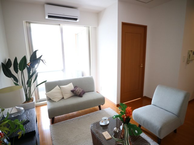 居室・リビング　参考写真　※家具は付いておりません。