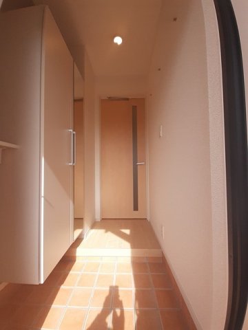 玄関　きれいな玄関です