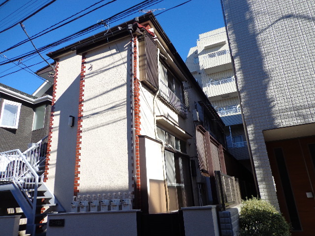 建物外観　☆人気の代々木上原駅まで徒歩圏内の立地です☆