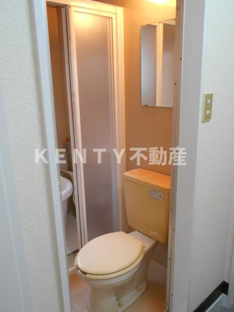 トイレ　清潔感のあるトイレです