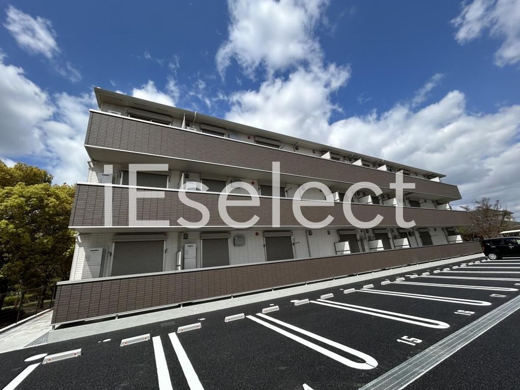 建物外観　オートロック付き、ペット飼育可能物件です♪