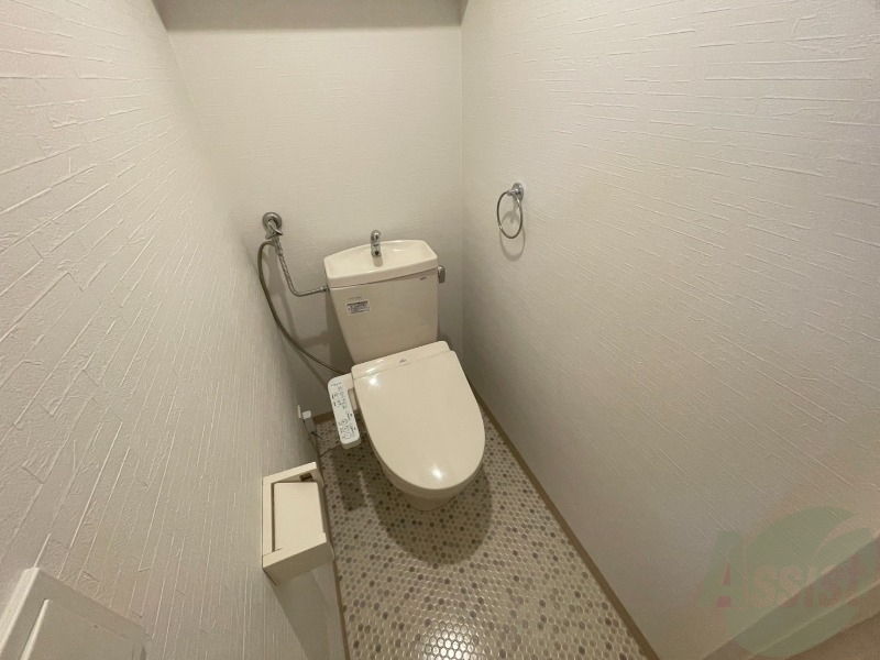 トイレ　シャワートイレになっているので快適です！