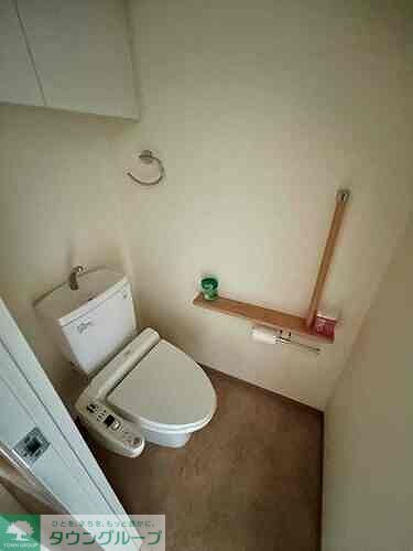 トイレ　温水洗浄便座