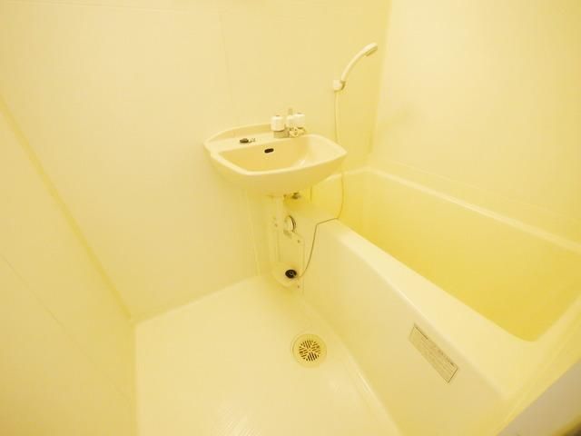 バス・シャワールーム　浴室