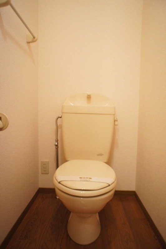 トイレ　図面と現状に相違がある場合には現状を優先