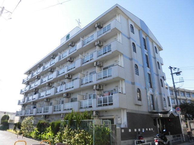 建物外観　日当たりの良いマンションです。