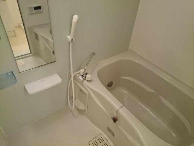 バス・シャワールーム　お風呂です